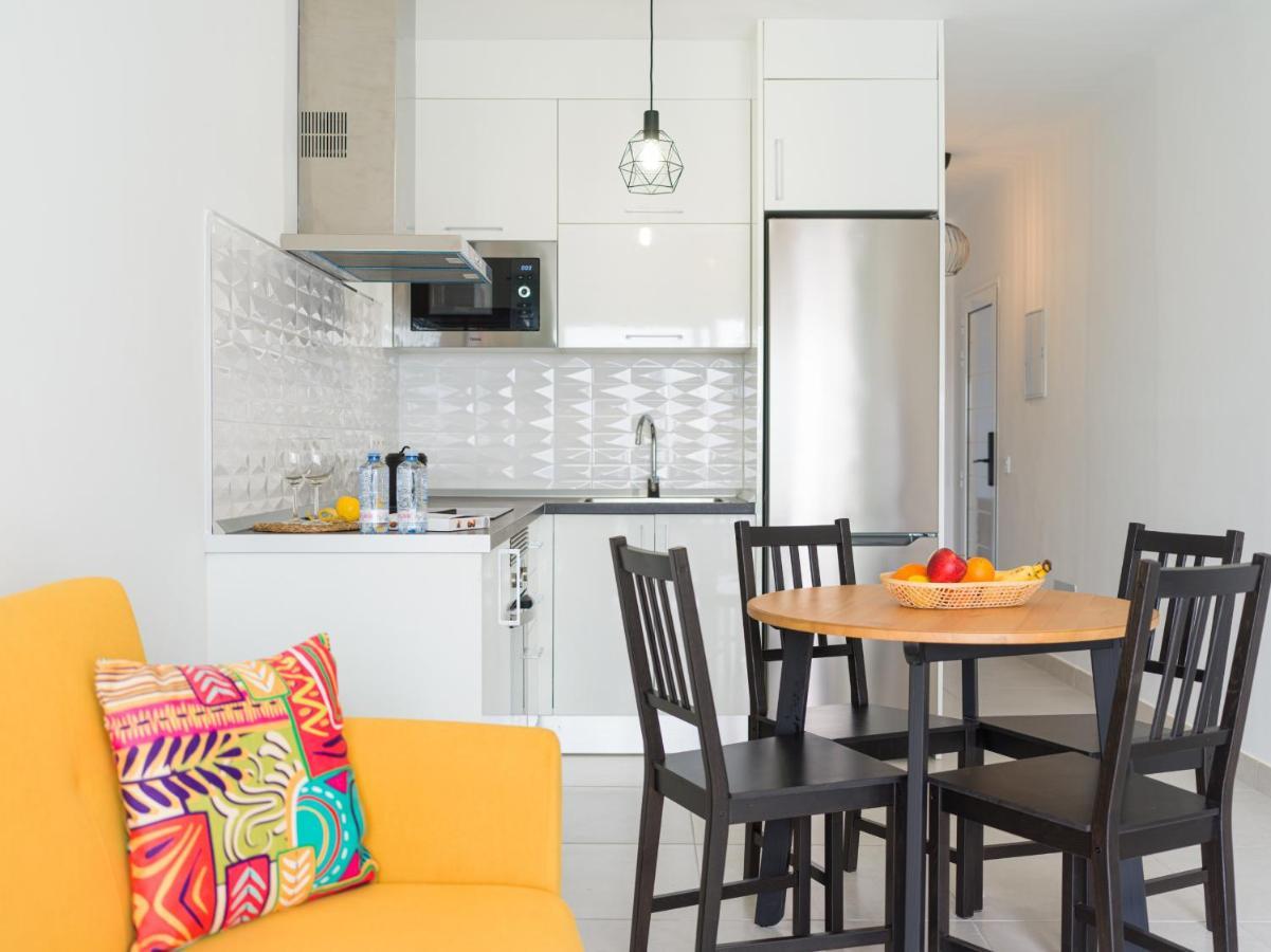 Homeforguest Sunset Senator With Pool And Terrace In 코스타 테기세 외부 사진