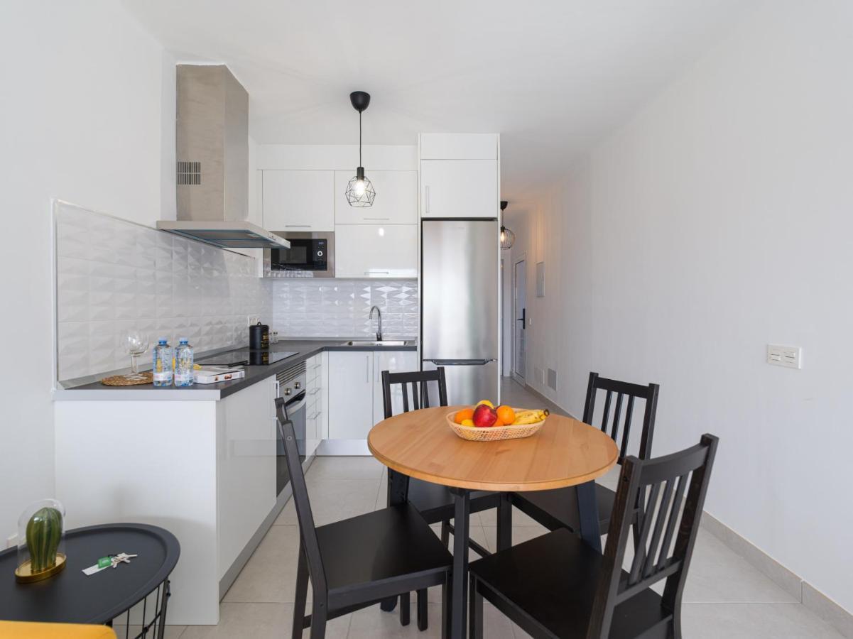 Homeforguest Sunset Senator With Pool And Terrace In 코스타 테기세 외부 사진